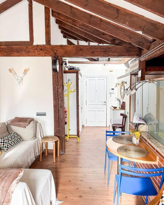 Apartamento Acogedor Loft Con Vistas A La Ciudad Santander Exterior foto